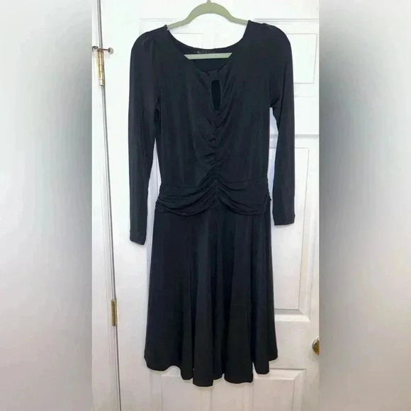Eci New York Vintage Chic Black Midi Dress with Keyhole & Ruching Size 8P - Picture 1 of 9
